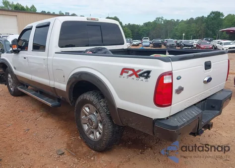 2015 Ford F250 Super Duty z USA, uszkodzony, nr VIN 1FT7W2BT9FEB91672